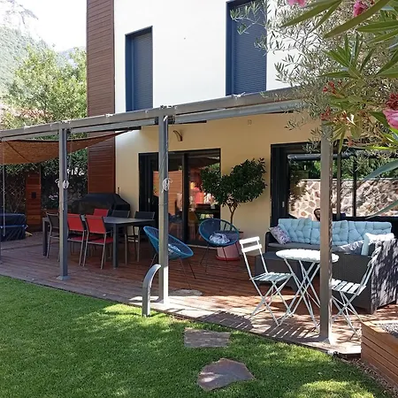 Cocon Au Pied De La Chartreuse Homestay szállás *